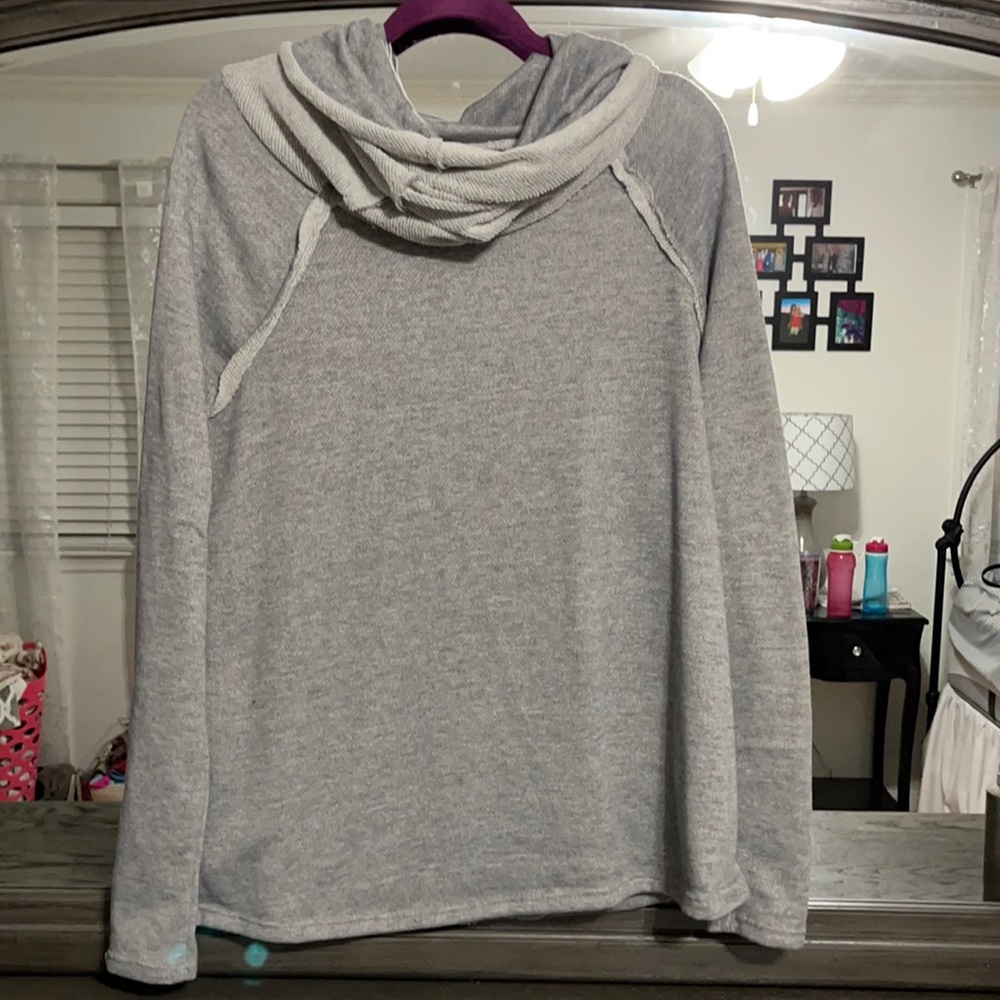 Cow neck long sleeve